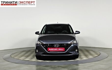 Hyundai Solaris II рестайлинг, 2021 год, 1 697 000 рублей, 2 фотография