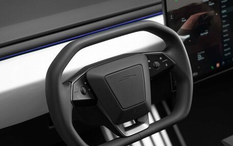 Tesla Cybertruck, 2024 год, 19 500 000 рублей, 23 фотография