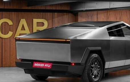 Tesla Cybertruck, 2024 год, 19 500 000 рублей, 9 фотография