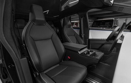 Tesla Cybertruck, 2024 год, 19 500 000 рублей, 32 фотография