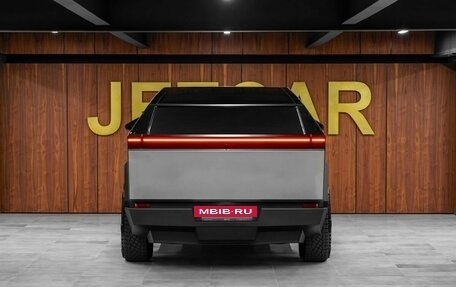 Tesla Cybertruck, 2024 год, 19 500 000 рублей, 12 фотография