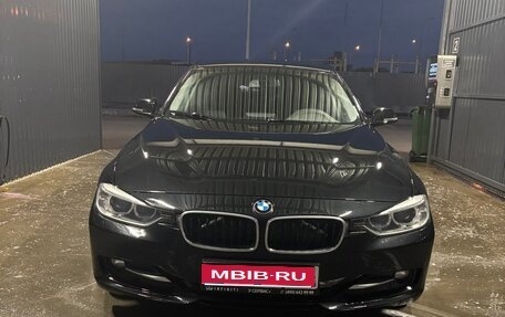 BMW 3 серия, 2014 год, 1 420 000 рублей, 1 фотография