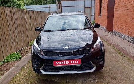 KIA Rio IV, 2021 год, 1 750 000 рублей, 1 фотография