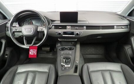 Audi A4, 2018 год, 2 380 000 рублей, 6 фотография