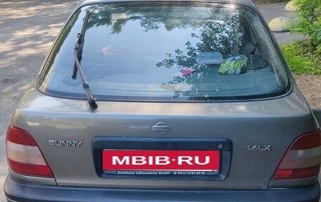 Nissan Sunny N14, 1992 год, 150 000 рублей, 11 фотография
