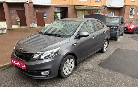 KIA Rio III рестайлинг, 2015 год, 950 000 рублей, 3 фотография