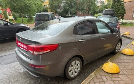 KIA Rio III рестайлинг, 2015 год, 950 000 рублей, 2 фотография