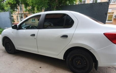 Renault Logan II, 2018 год, 550 000 рублей, 4 фотография