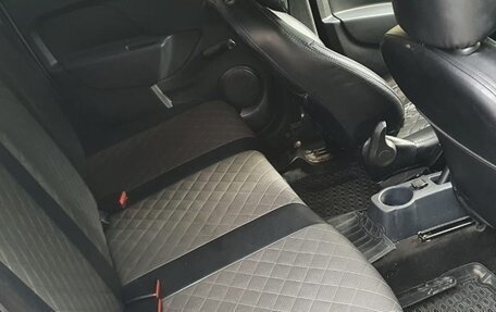 Renault Logan II, 2018 год, 550 000 рублей, 6 фотография