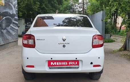 Renault Logan II, 2018 год, 550 000 рублей, 3 фотография