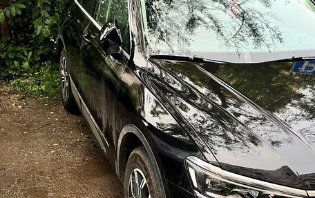 Volkswagen Tiguan II, 2018 год, 2 650 000 рублей, 2 фотография