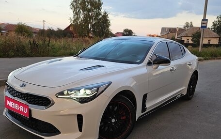 KIA Stinger I, 2019 год, 2 600 000 рублей, 1 фотография