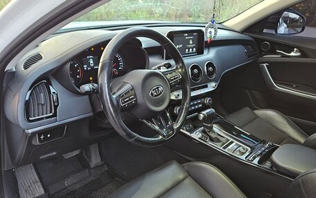 KIA Stinger I, 2019 год, 2 600 000 рублей, 2 фотография