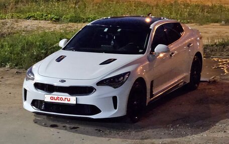 KIA Stinger I, 2019 год, 2 600 000 рублей, 9 фотография