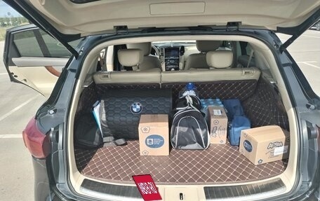 Infiniti QX70, 2017 год, 3 150 000 рублей, 11 фотография