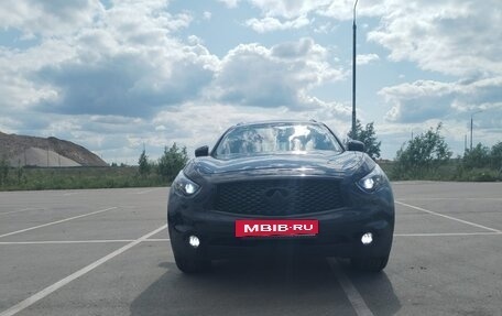 Infiniti QX70, 2017 год, 3 150 000 рублей, 3 фотография