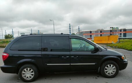 Chrysler Town & Country IV, 2005 год, 650 000 рублей, 13 фотография