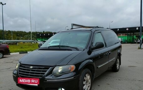 Chrysler Town & Country IV, 2005 год, 650 000 рублей, 6 фотография