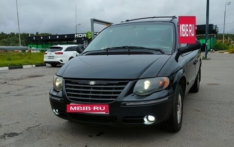 Chrysler Town & Country IV, 2005 год, 650 000 рублей, 4 фотография