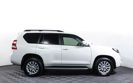 Toyota Land Cruiser Prado 150 рестайлинг 2, 2016 год, 3 199 000 рублей, 4 фотография