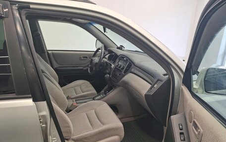 Toyota Highlander III, 2002 год, 970 000 рублей, 8 фотография