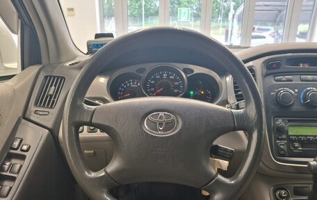Toyota Highlander III, 2002 год, 970 000 рублей, 14 фотография