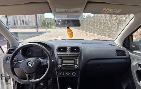 Volkswagen Polo VI (EU Market), 2015 год, 590 000 рублей, 9 фотография