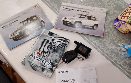 Chevrolet Niva I рестайлинг, 2011 год, 560 000 рублей, 12 фотография