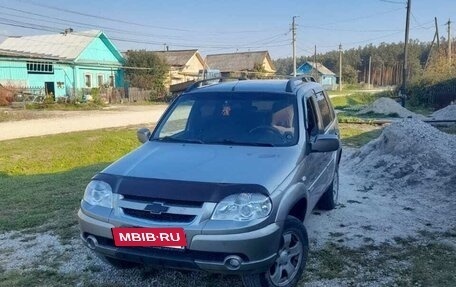 Chevrolet Niva I рестайлинг, 2011 год, 560 000 рублей, 16 фотография