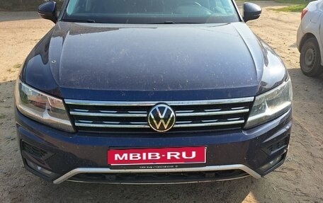 Volkswagen Tiguan II, 2021 год, 2 500 000 рублей, 1 фотография
