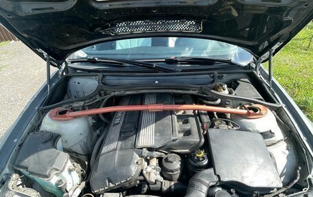 BMW 3 серия, 2002 год, 1 050 000 рублей, 15 фотография