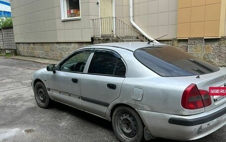 Mitsubishi Carisma I, 2000 год, 140 000 рублей, 3 фотография