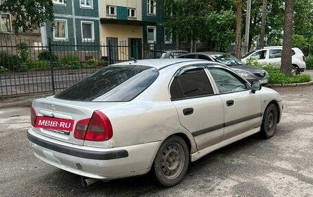 Mitsubishi Carisma I, 2000 год, 140 000 рублей, 5 фотография