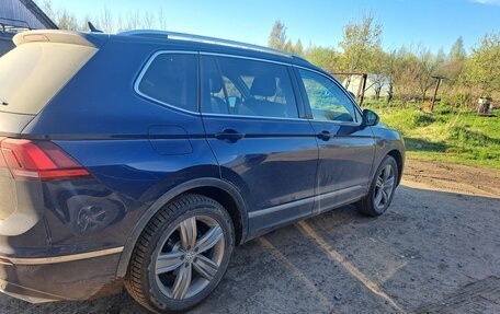 Volkswagen Tiguan II, 2021 год, 2 500 000 рублей, 11 фотография