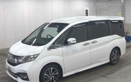 Honda Stepwgn IV, 2017 год, 2 320 000 рублей, 4 фотография