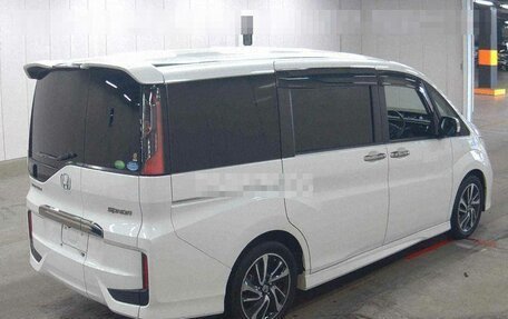 Honda Stepwgn IV, 2017 год, 2 320 000 рублей, 7 фотография