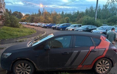 Opel Astra J, 2010 год, 510 000 рублей, 2 фотография