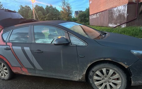 Opel Astra J, 2010 год, 510 000 рублей, 3 фотография