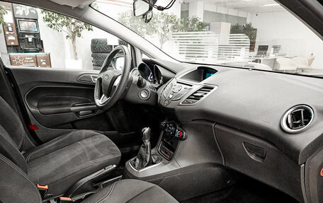 Ford Fiesta, 2015 год, 840 000 рублей, 15 фотография