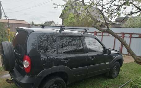 Chevrolet Niva I рестайлинг, 2011 год, 435 000 рублей, 4 фотография