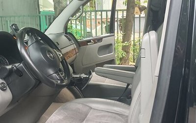 Volkswagen Multivan T5, 2010 год, 2 320 000 рублей, 1 фотография