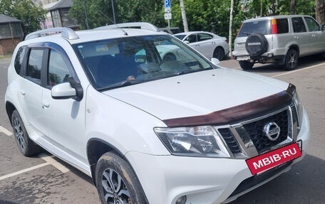 Nissan Terrano III, 2015 год, 1 000 000 рублей, 22 фотография