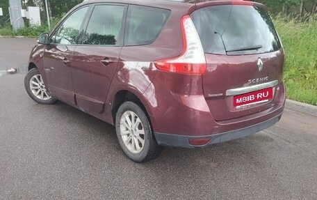 Renault Scenic III, 2013 год, 890 000 рублей, 9 фотография