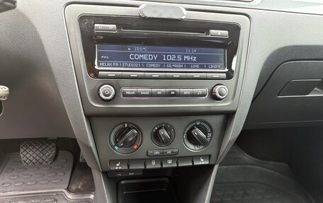 Skoda Rapid I, 2015 год, 920 000 рублей, 5 фотография