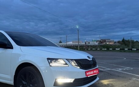 Skoda Octavia, 2018 год, 1 570 000 рублей, 2 фотография