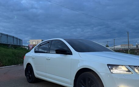 Skoda Octavia, 2018 год, 1 570 000 рублей, 3 фотография