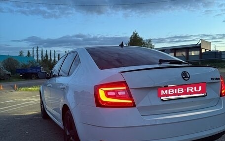 Skoda Octavia, 2018 год, 1 570 000 рублей, 10 фотография