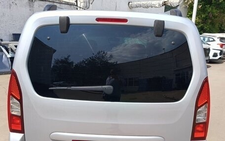 Citroen Berlingo II рестайлинг, 2011 год, 800 000 рублей, 5 фотография
