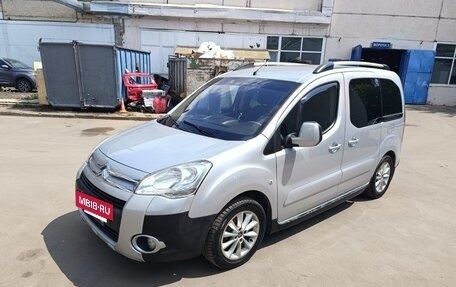 Citroen Berlingo II рестайлинг, 2011 год, 800 000 рублей, 2 фотография