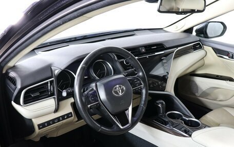 Toyota Camry, 2020 год, 3 150 000 рублей, 9 фотография